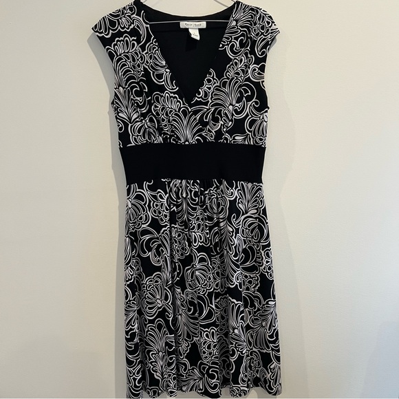 White House Black Market Dresses & Skirts - WHBM dress